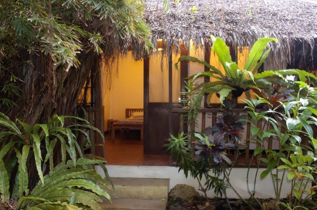 Blue Bayou Bungalows Balabag  Εξωτερικό φωτογραφία
