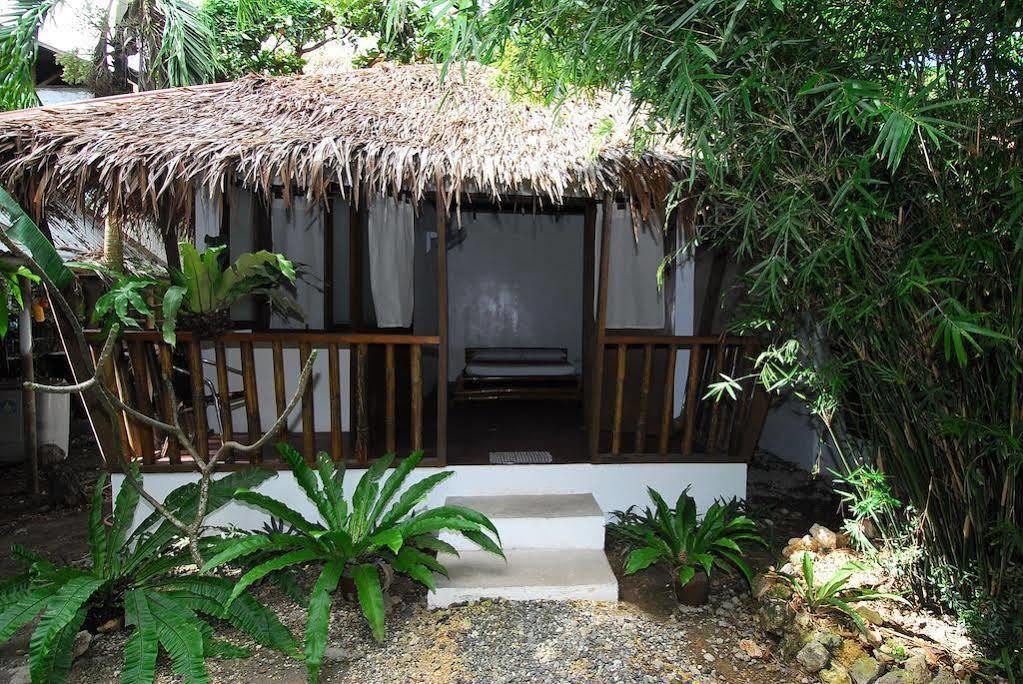 Blue Bayou Bungalows Balabag  Εξωτερικό φωτογραφία